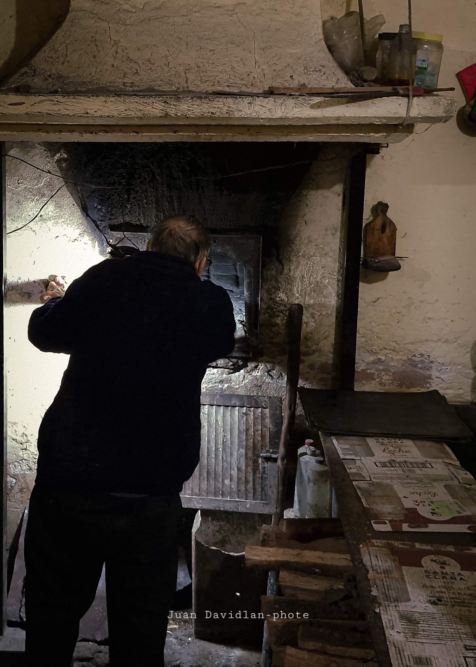 Horno de piedra tradicional en Dulces Don Goyito